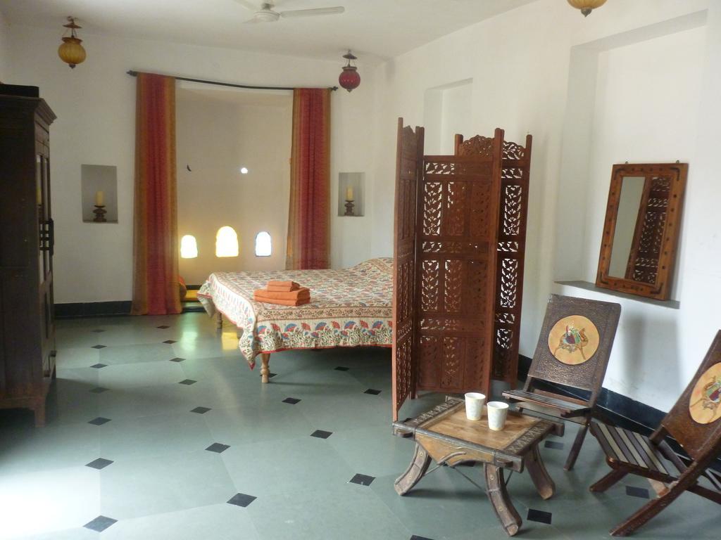 Silver Moon Haveli Udaipur Zimmer foto